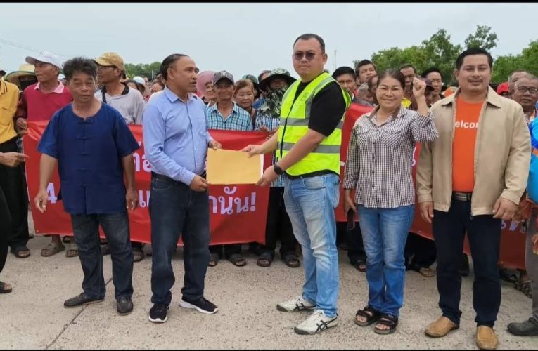 ร้อยเอ็ด – ชาวบ้าน2 ตำบลร้องขอสี่แยกแทนเกาะกลางถนน
