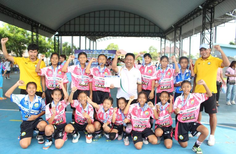 อบจ.ชลบุรี ระเบิดศึกฟาดแข้งโต๊ะเล็กกีฬานักเรียน-นักศึกษา “𝐂𝐇𝐎𝐍𝐁𝐔𝐑𝐈 𝐏𝐀𝐎 𝐒𝐂𝐇𝐎𝐎𝐋 𝐆𝐀𝐌𝐄𝐒 ’𝟐𝟓 “