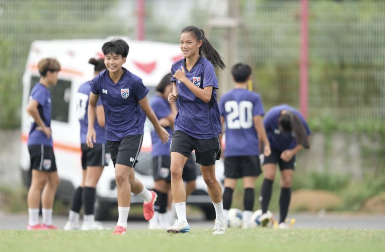 ฟุตบอลหญิงไทย ซ้อมต่อเนื่อง เตรียมดวลกัมพูชา,