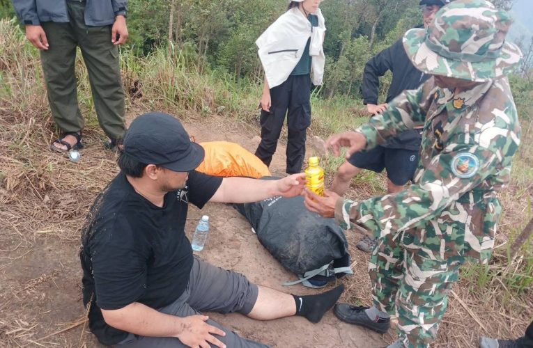 เปิดใจหัวหน้าอุทยานฯ ภูสอยดาว อุตรดิตถ์เผยเบื้องหลังภารกิจสุดท้าทาย เพื่อดูแลความปลอดภัยนักท่องเที่ยว พิชิตยอดเขา