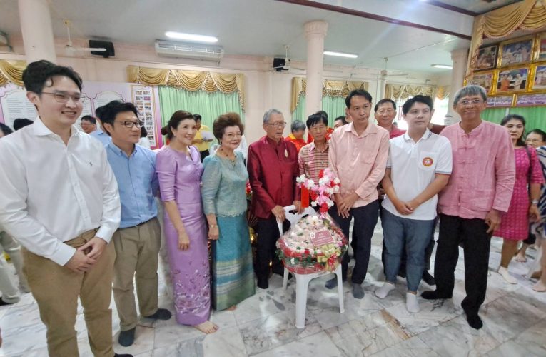 ทำบุญอายุวัฒนมงคล 75 ปี คุณอรรณพ อัครนิธิยานนท์ ประธานบริษัทในเครือ แสงทอง-อัครากรุ๊ป จำกัด