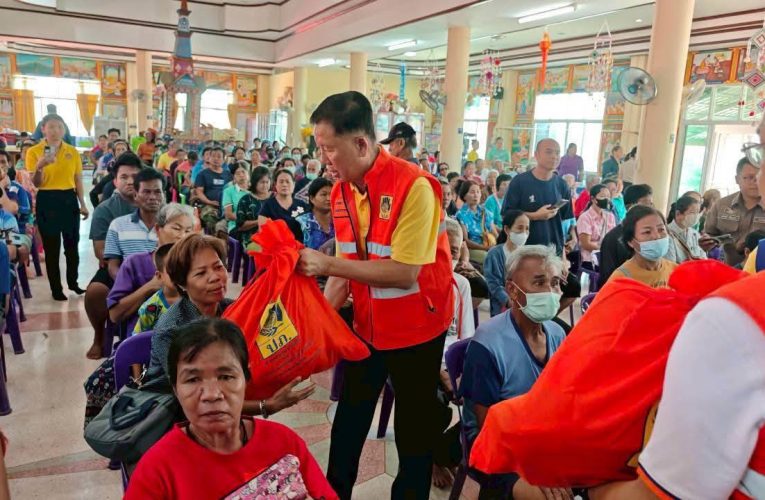 ศักดิ์ดา” รมช.มหาดไทย ลงพื้นที่อุตรดิตถ์ ให้กำลังใจผู้ประสบภัย “พายุบัวลอย” ย้ำรัฐบาลไม่ทอดทิ้ง สั่งเร่งฟื้นฟูเยียวยาทุกมิติ