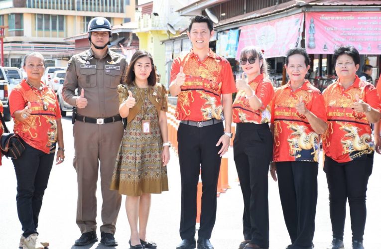 นายกเทศมนตรีเมืองราชบุรีร่วมกับสถานีตำรวจภูธรเมืองราชบุรีลงพื้นที่ถนนวรเดช(ริมน้ำ) ตรวจสอบความเรียบร้อยหลังจากส่งมอบงานเแล้ว