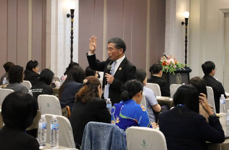 อ.ชัยยุทธ์ เสริมทักษะการสื่อสารเชิงบวกบุคลากรสาธารณสุข จ.พระนครศรีอยุธยา