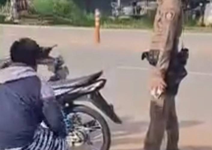 ชัยภูมิ – ชาวเน็ตชื่นชมตำรวจสั่งทำโทษแทนค่าปรับ