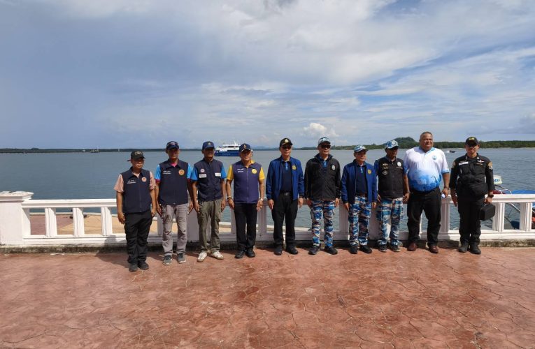 รอง อธิบดี ทช.บินลงกระบี่ ตั้งชุดเฉพาะกิจดูแลคุ้มครองพะยูน พร้อมตั้งรางวัลนำจับ แก่ผู้แจ้งเบาะแสคนล่าแหล่งรับซื้อ ครอบครองเขี้ยวพะนูนกระบี่