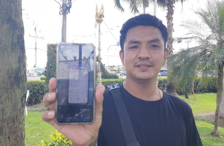 ปทุมธานี แห่แก้บนท้าวเวสฯให้โชคครั้งที่ 2 กว่า 50,000 ให้โชคครั้งแรก 9 ใบ ให้ผ่าตัดเอ็นสำเร็จด้วยดี