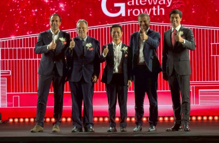 คาทูน นาที’ บริษัทผู้นำด้านโลจิสติกส์ระดับโลก เปิดศูนย์กระจายสินค้าแห่งใหม่ เชื่อมั่นไทยก้าวสู่ผู้นำโลจิสติกส์อาเซียน-เอเชียพร้อมลงทุนเพิ่ม 7,000 ล้าน