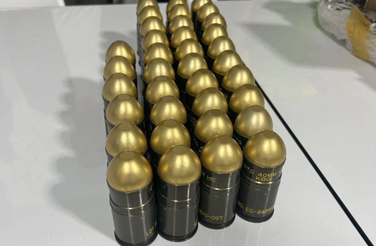 ไทม์ไลน์” สองผัวเมีย ปลอมชื่อ “อริสรา” ฝ่ายชาย เป็น อส.ทพ.กรมหนึ่ง ส่ง M 79 ถึง 36 ลูก