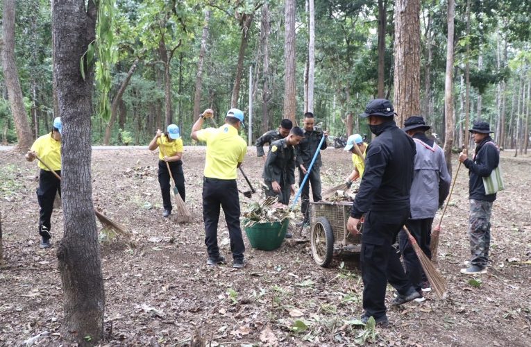 จิตอาสาบำเพ็ญสาธารณประโยชน์วัดถ้ำพระ