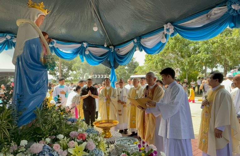 สุพรรณบุรี สืบสานประเพณีแห่แม่พระทางสายน้ำวัฒนธรรมท้องถิ่นไทยญวน