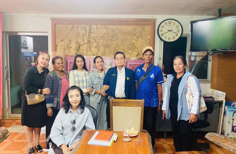 สกลนคร ดร.มหานิยมประชุมแกนนำเตรียมลงเลือกตั้งปี 69