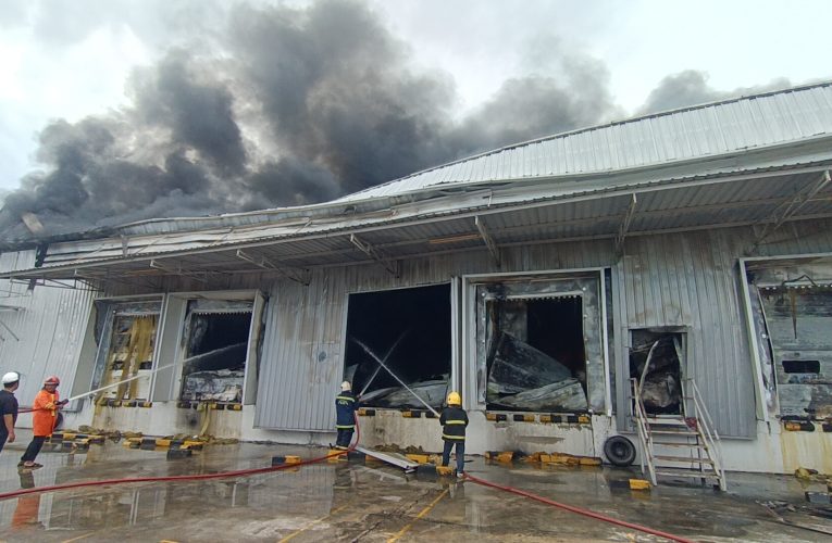 ฉะเชิงเทรา – เตาปรุงอาหารแปรรูปขนาดใหญ่ระเบิดไหม้โรงงาน