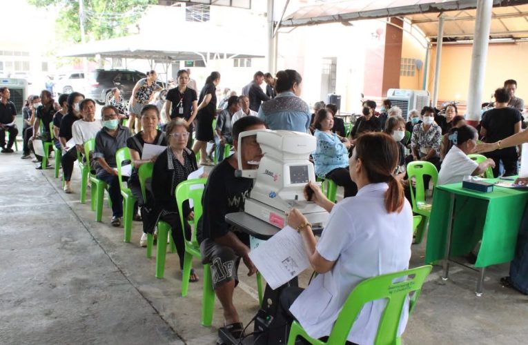 โครงการเทศบาลใส่ใจ ดูแลสุขภาพตาผู้สูงวัย