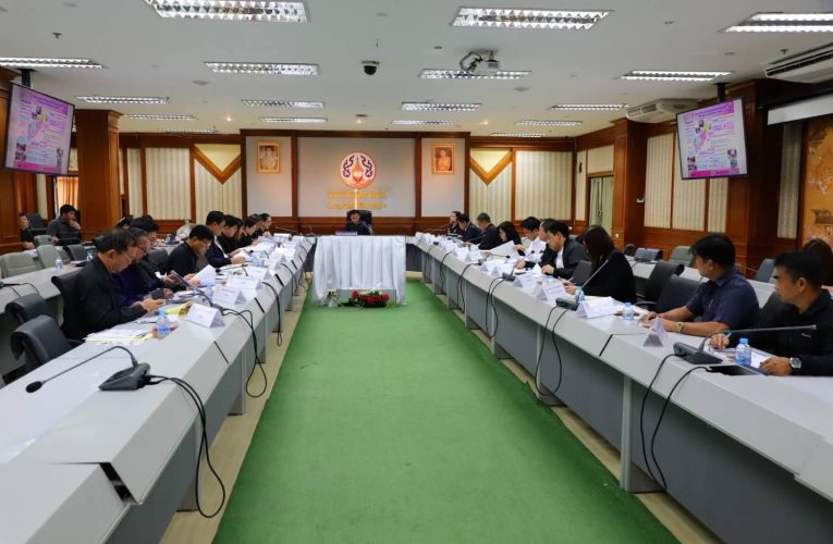 จังหวัดอุตรดิตถ์ ประชุมช่วยเหลือผู้ประสบอุทกภัยด้านที่อยู่อาศัย เน้นการให้ความช่วยเหลืออย่างทันท่วงทีและครอบคลุม