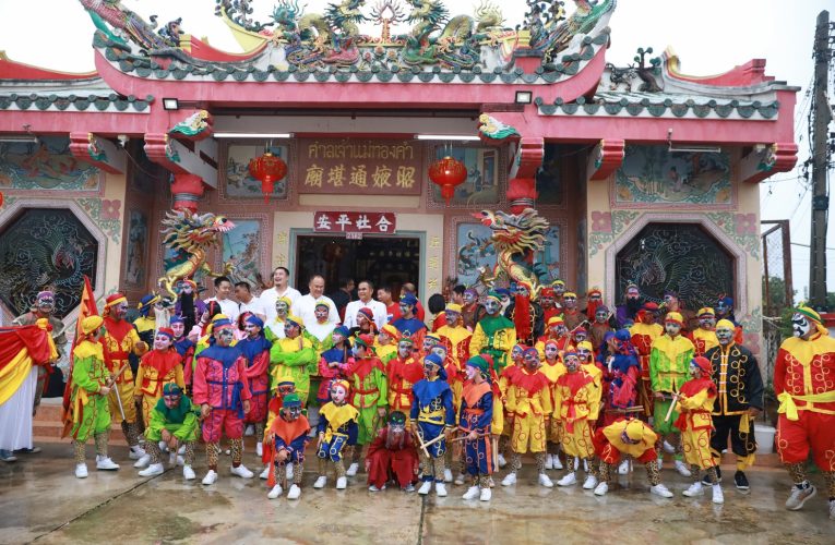 พิษณุโลก เอ็งกอ นำขบวนแห่ในงานสมโภชเจ้าแม่ทองคำ-เจ้าแม่ทับทิม ปีนี้คึกคัก