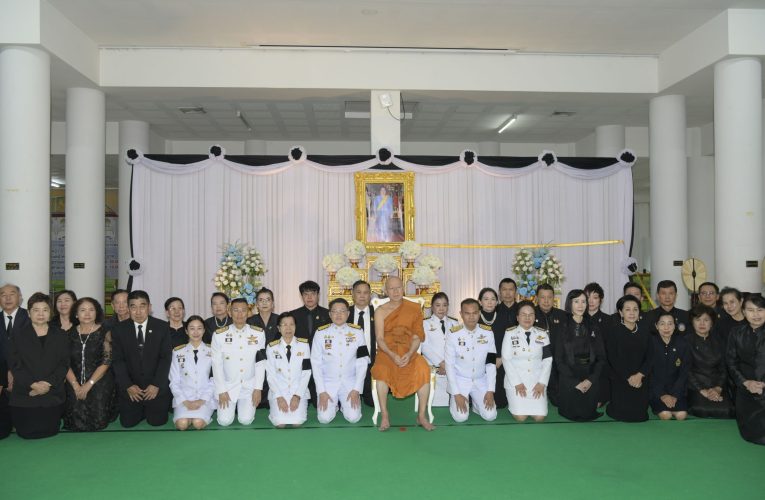 นนทบุรี-สำนักอธิบดีผู้พิพากษาภาค 1 ศาลจังหวัดนนทบุรี และศาลแขวงนนทบุรี ร่วมประกอบพิธีบำเพ็ญกุศลสวดพระพุทธมนต์หรือสวดอภิธรรม อุทิศถวายพระราชกุศล แด่สมเด็จพระนางเจ้าสิริกิติ์ พระบรมราชินีนาถ พระบรมราชชนนีพันปีหลวง