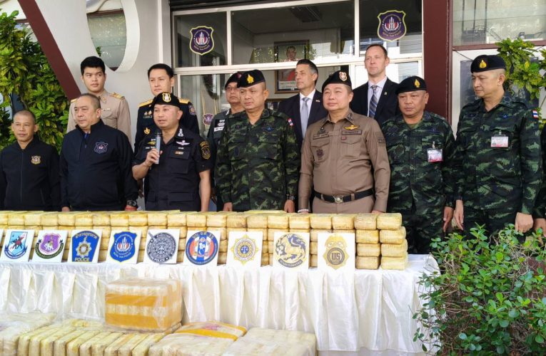 ตร.ปส. บุกทลายเครือข่ายยาเสพติด ยึดยาบ้าล็อตใหญ่ 3.5 ล้านเม็ด คา ‘รถบรรทุก-สวนลำไย’ เชียงใหม่