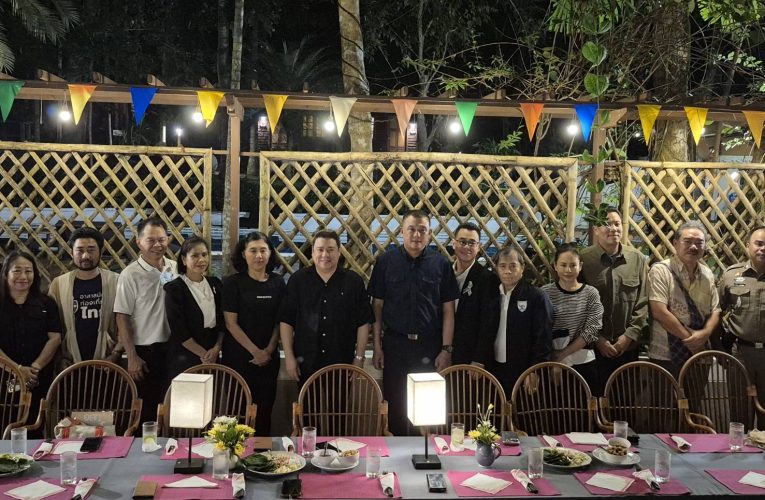 รองผู้ว่าราชการจังหวัดแม่ฮ่องสอน ให้การต้อนรับ ผู้อำนวยการภูมิภาคภาคเหนือ (ผภน.) และมอบนโยบายด้านการพัฒนาและส่งเสริมการท่องเที่ยวของจังหวัดแม่ฮ่องสอน