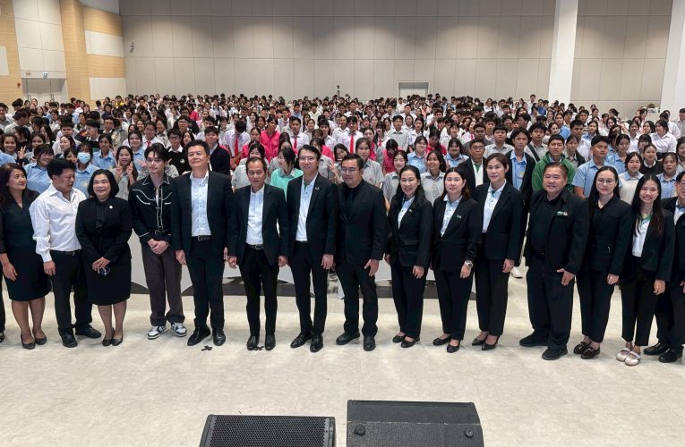 เพื่อนชุมชนติวเตอร์ ปีที่ 15 ช่วยน้องเข้าสู่มหาวิทยาลัยในฝัน