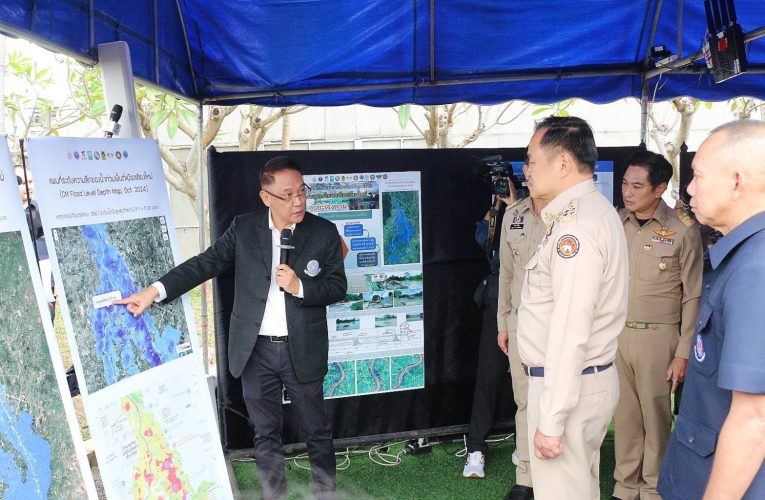 นายกฯ อนุทิน ลงพื้นที่ส่งมอบโครงการเพิ่มศักยภาพการไหลของแม่น้ำปิง หวังแก้ปัญหาอุกภัยเขตเมืองเชียงใหม่ในระยะยาว พร้อมปล่อยปลาลงแม่น้ำปิงฟื้นฟูระบบนิเวศ