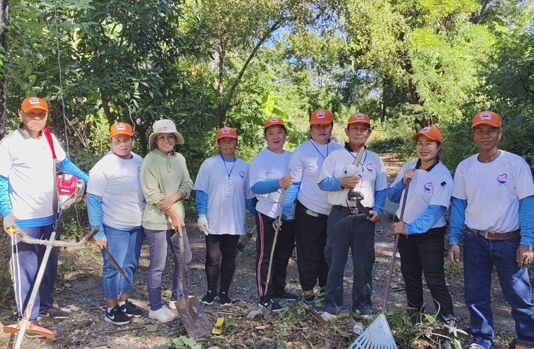 จิตอาสาร่วมทำความดี ปรับภูมิทัศน์ สวท.บึงกาฬ