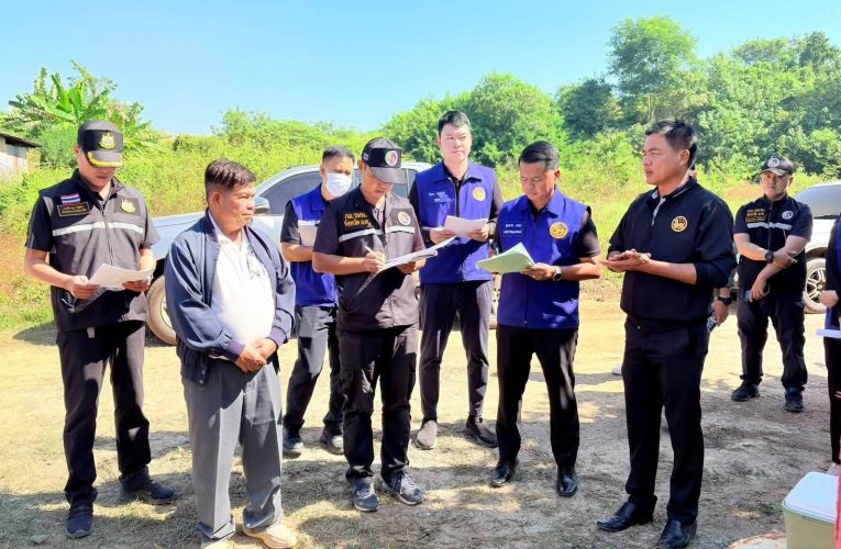 จังหวัดอุตรดิตถ์ ตรวจสอบการขออนุญาต ซื้อ-มี-ใช้-สั่ง-นำเข้า-ค้า วัตถุระเบิด ในพื้นที่จังหวัดอุตรดิตถ์