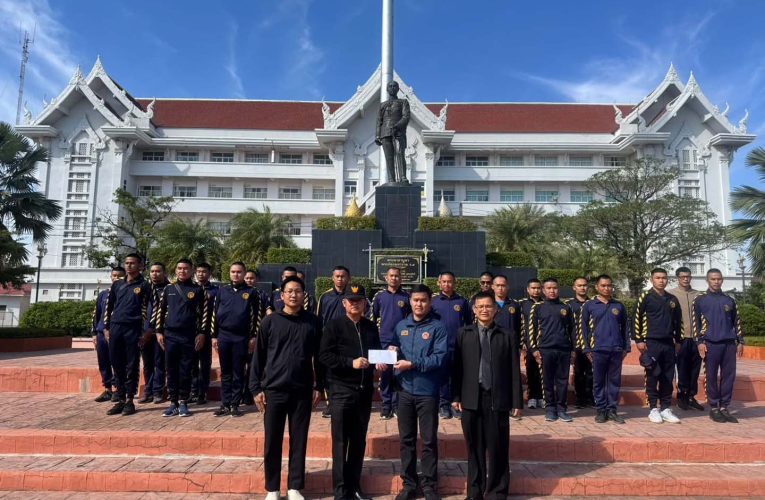 มุกดาหาร ปล่อยขบวนรถส่ง อส ช่วยผู้ประสบภัยในพื้นที่อำเภอหาดใหญ่ จังหวัดสงขลา