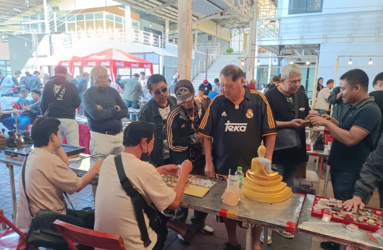 ​ตลาดพระเครื่องในจังหวัดอุดรธานีกลับมาคึกคักอีกครั้ง