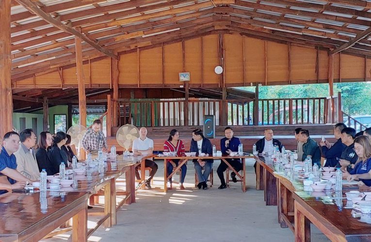 อำเภอศรีเทพจัด “สภากาแฟ” ครั้งที่ 4/2568 บูรณาการความร่วมมือภาครัฐ–เอกชน ขับเคลื่อนพื้นที่อย่างเป็นรูปธรรม