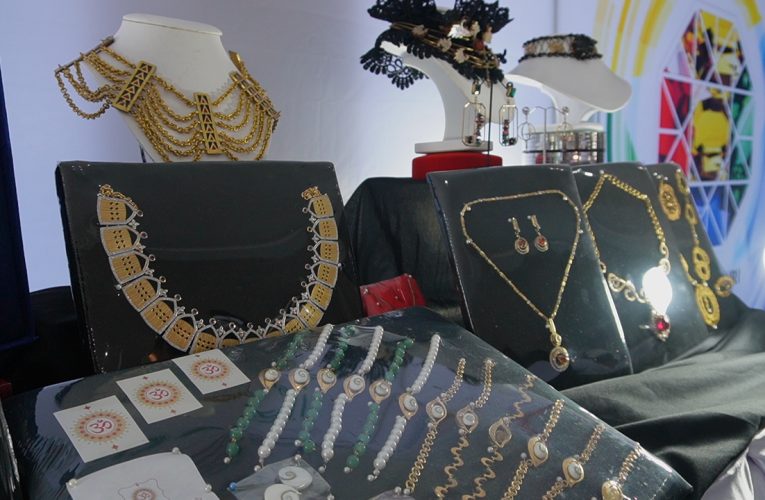 จันทบุรี/ สานต่อ “เส้นทางสร้างงานศิลปะบนอัญมณี ของดีเมืองจันท์”