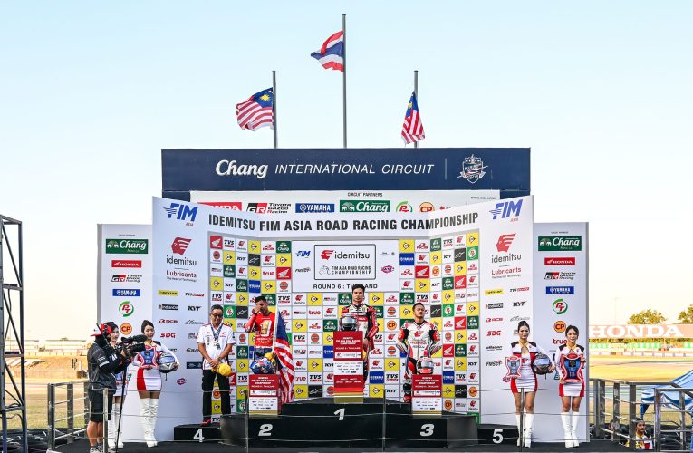 “โฮมเรซประวัติศาสตร์! นักบิดไทยเหมาแชมป์ทุกรุ่น ‘ชิพ-มิกซ์-ไอเดีย-เติ้ล’ ยืนโพเดี้ยมที่ 1 ปิดฉาก เอเชีย โร้ด เรซซิ่ง 2025 อย่างยิ่งใหญ่