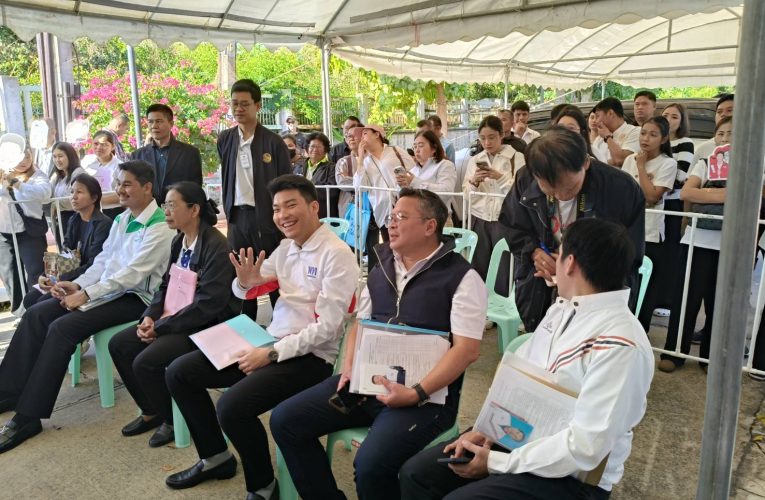 รับสมัคร ส.ส.ลพบุรีวันแรกคึกคัก