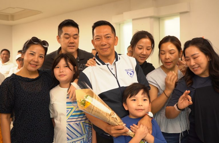 นครปฐมผู้สมัคร ส.ส.ทุกเขตพร้อมลุยศึกเลือกตั้ง