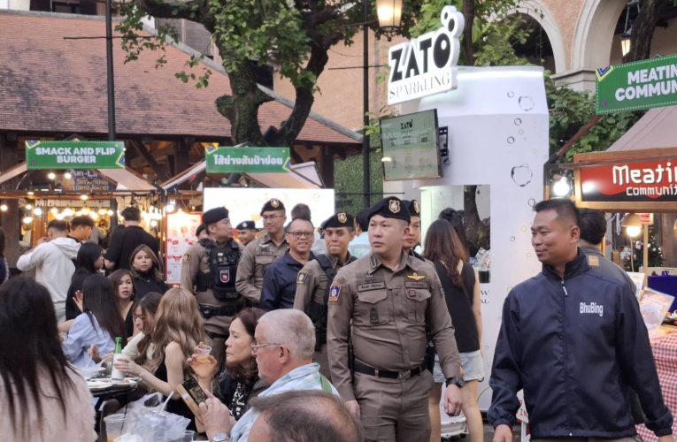 ตำรวจภูพิงค์ร่วมปล่อยแถว กำลังตำรวจ ฝ่ายปกครอง บูรณาการดูแลนักท่องเที่ยวและการจราจร