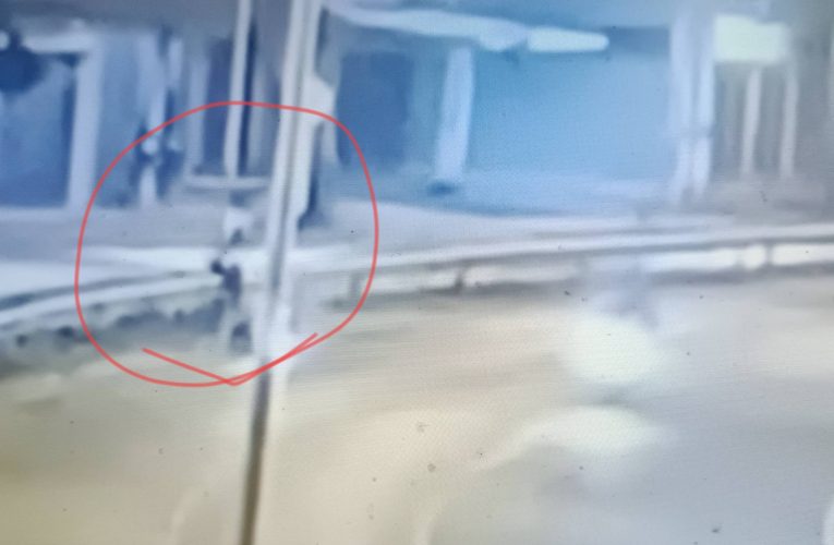 ฉะเชิงเทรา สาวทอมเลิกงานดื่มหนักกลับไม่ถึงบ้าน