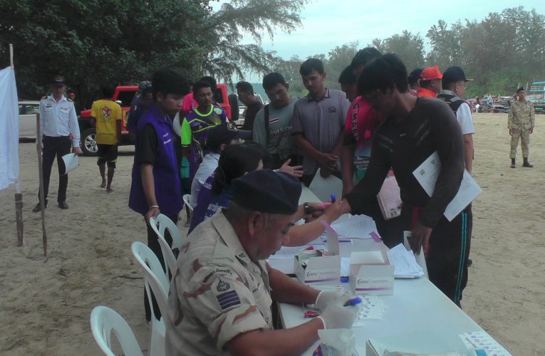 บูรณาการหน่วยงานสุ่มตรวจเข้มปัสสาวะหาสารเสพติดและใบอนุญาตเดินเรือคนขับเรือนำเที่ยวเพื่อความปลอดภัยทางทะเลช่วงเทศกาลปีใหม่ 2569 พบสีม่วง 20 คนนำเข้าบำบัดรักษา