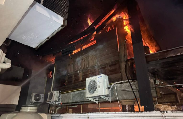 โศกนาฏกรรมกลางดึก! ไฟไหม้บ้านวอดซอยร้องเรือนคำ 17 เชียงใหม่ สุดสลดคร่าชีวิตผู้อาศัย 5 รายรวด