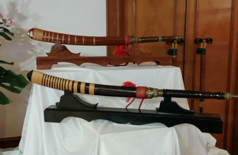 ดาบเหล็กน้ำพี้ ของดีอุตรดิตถ์ ที่น่าสะสม