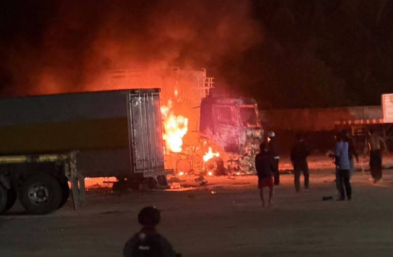 ระเบิด-วางเพลิงเผารถพ่วงวอด คาโกดังน้ำมันเถื่อนที่ ต.ปาเสมัส อ.สุไหงโก-ลก นราฯ