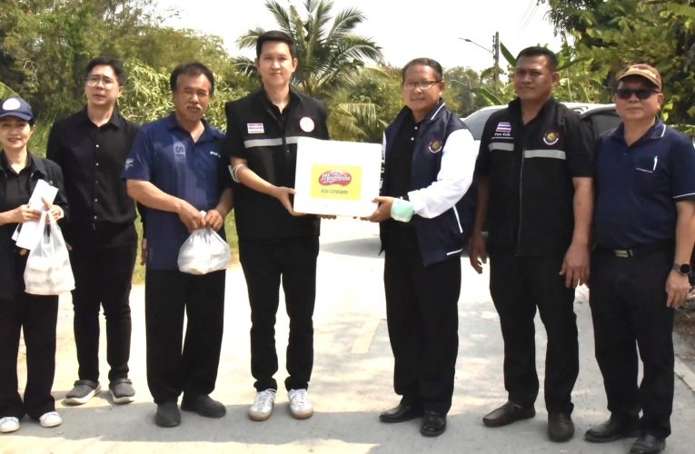 เทศบาลตำบลสามง่ามร่วมลงพื้นที่เพื่อประเมินสภาพแวดล้อม กับทาง องค์การบริหารส่วนจังหวัดนครปฐม