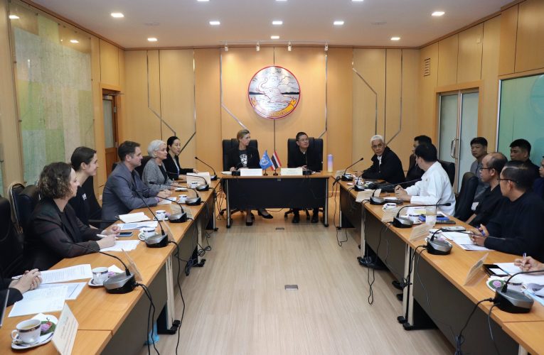 UN ติดตามการดูแลผู้อพยพในศูนย์พักพิง