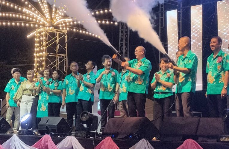 เจ้าเมืองสุพรรณบุรี เปิดงาน “มหกรรมอาหารอร่อยและของดี เมืองสุพรรณบุรี” ครั้งที่ 24