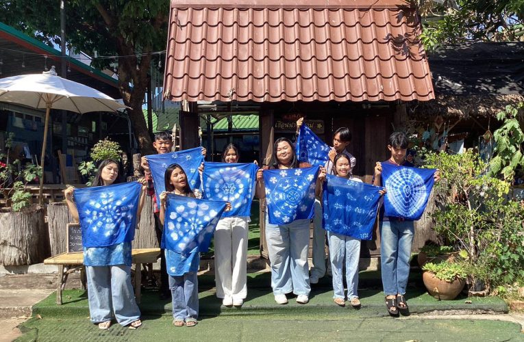 สกลนคร ศูนย์เรียนรู้เฮือนนางคราม สร้างงานสร้างอาชีพสร้างมูลค่า