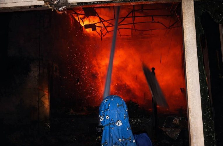 ไฟไหม้บ้านวอดทั้งหลัง