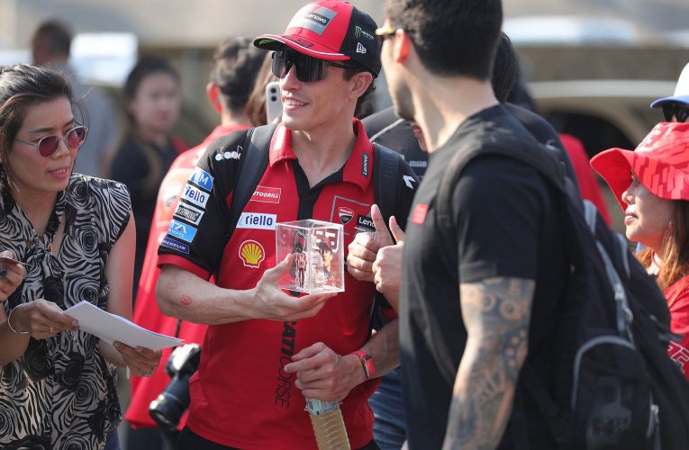 🏍️🔥 🏁 สัมผัสใกล้ชิด! เหล่านักบิด MotoGP เซอร์วิสแฟนคลับฉ่ำ ก่อนปิดฉากวันซ้อมสุดท้ายที่บุรีรัมย์