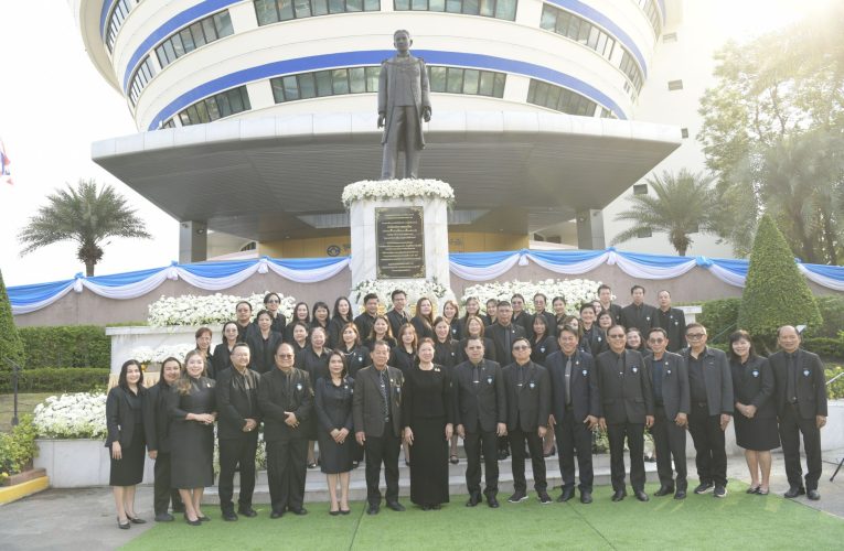 นนทบุรี – ถวายสักการะเนื่องในงานวันสหกรณ์แห่งชาติ ประจำปี 2569