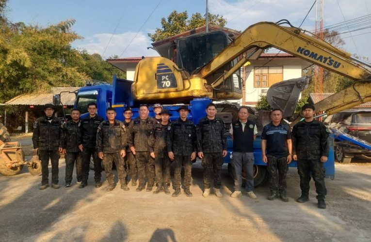 จับแล้วสร้างถนนในป่าไปเสาหิน