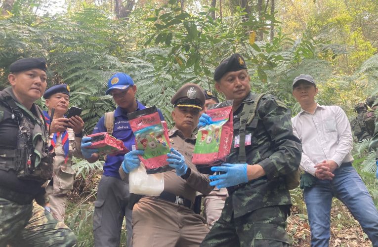 กองกำลังผาเมืองเปิดปฏิบัติการสกัดกั้นขบวนการค้ายาเสพติดข้ามชาติ ปะทะเดือดกลางป่าอำเภอฝาง