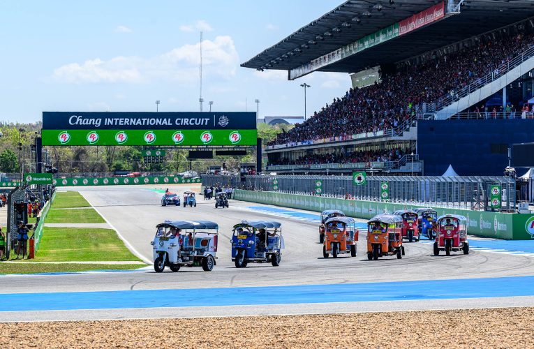 “โมโตจีพี” ประเทศไทย ทำถึง! ดวล “ตุ๊กตุ๊ก กรังด์ปรีซ์” สร้างภาพจำสุดฮา กระหึ่มทั่วโลก